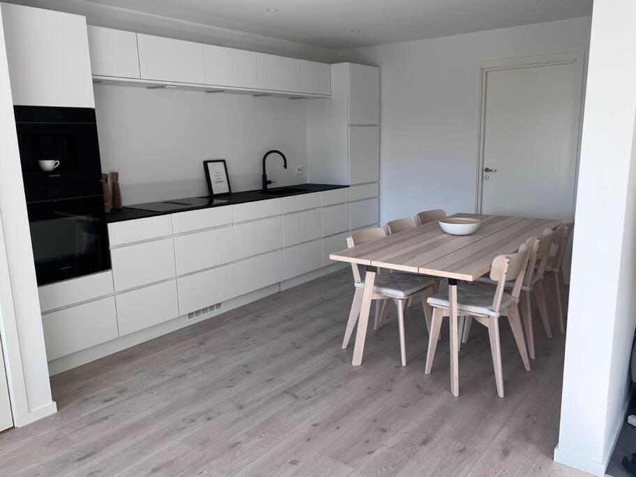 Top Floor Apartment Arossanden 5 A 크리스티안산 외부 사진