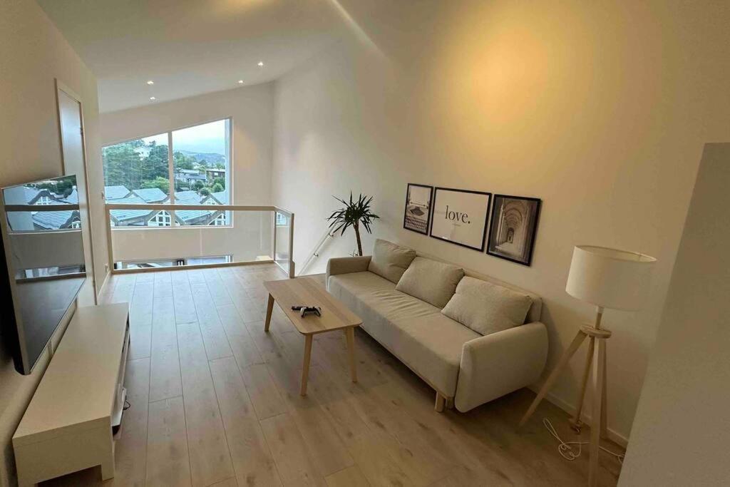 Top Floor Apartment Arossanden 5 A 크리스티안산 외부 사진
